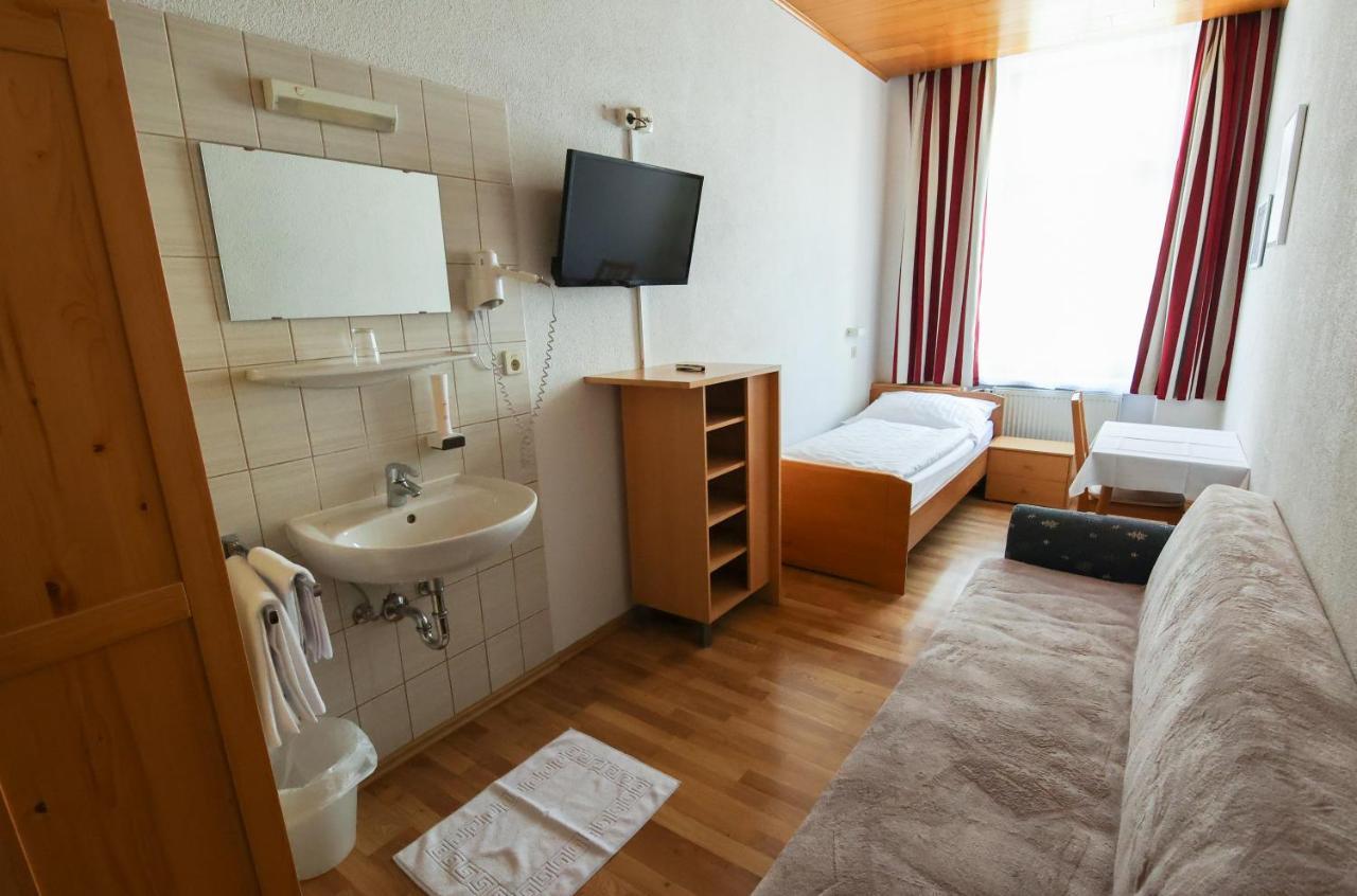 Hotel "Wilder Mann" Linz Exterior foto