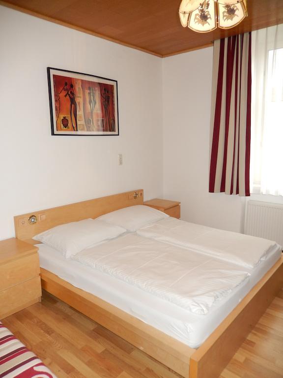 Hotel "Wilder Mann" Linz Quarto foto
