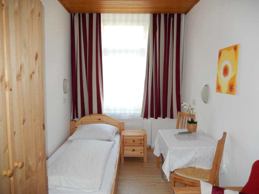 Hotel "Wilder Mann" Linz Quarto foto